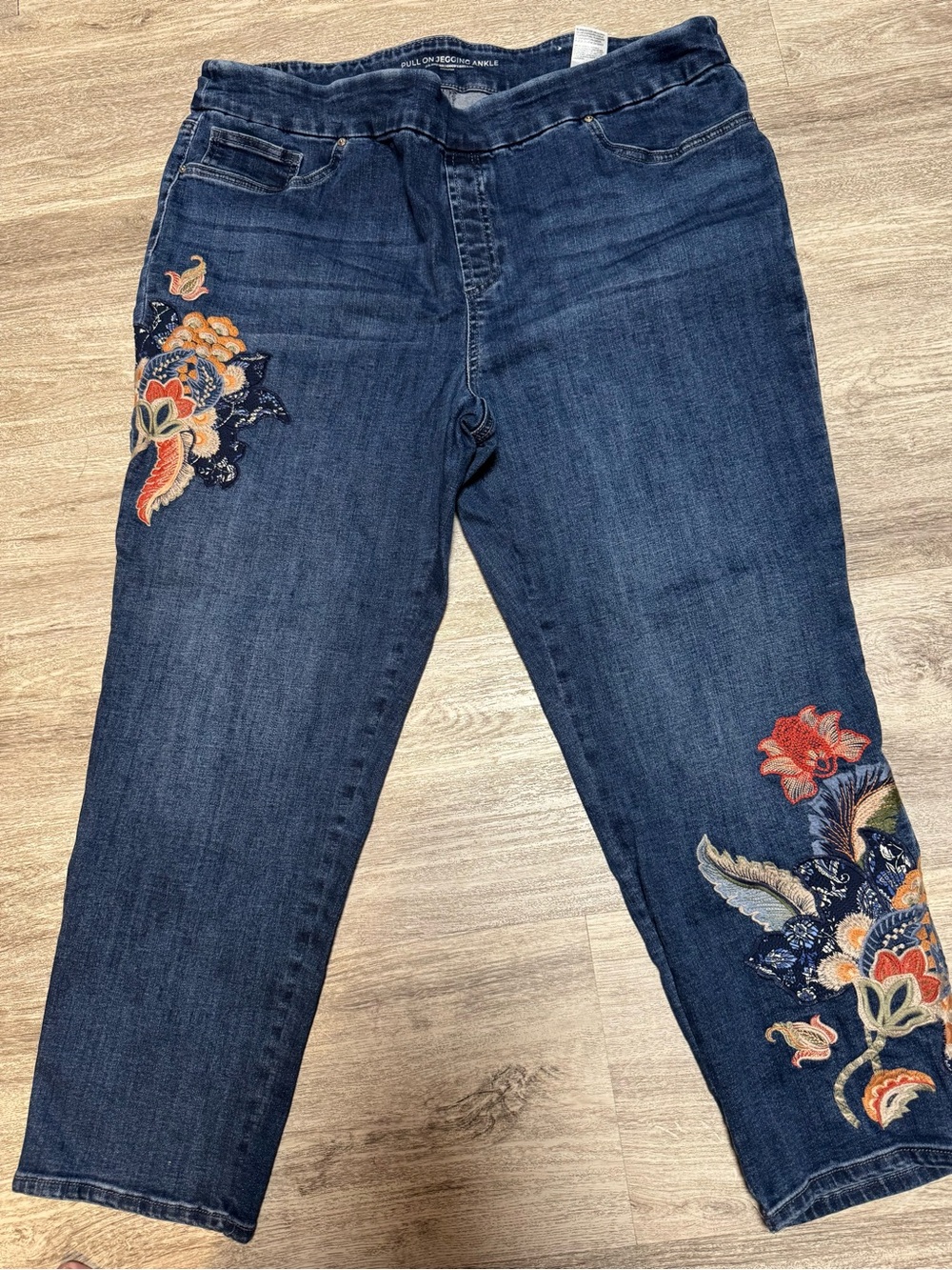 Chico's Dark Blue Embroidered Cropped Jeans